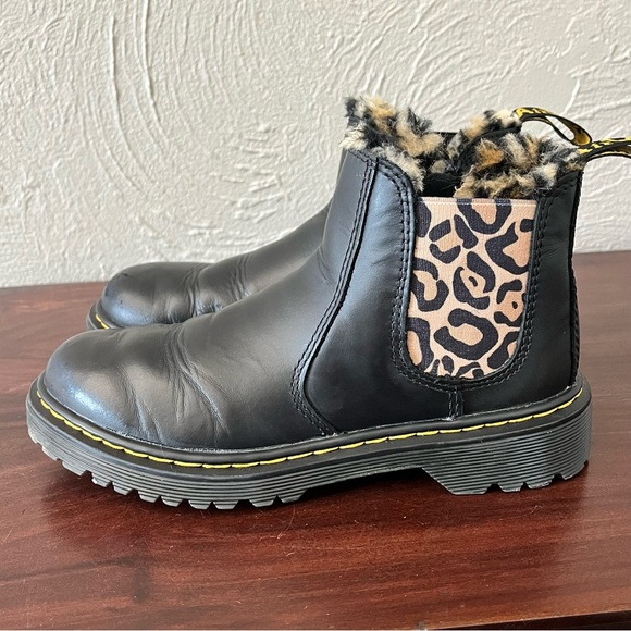 Dr. Martens Other - Dr Martens Junior Kids 2976 Leopard Leonore Faux Fur Chelsea Boots US Size 2 UK1